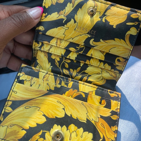 Black Versace Wallet - Picture 2 of 2